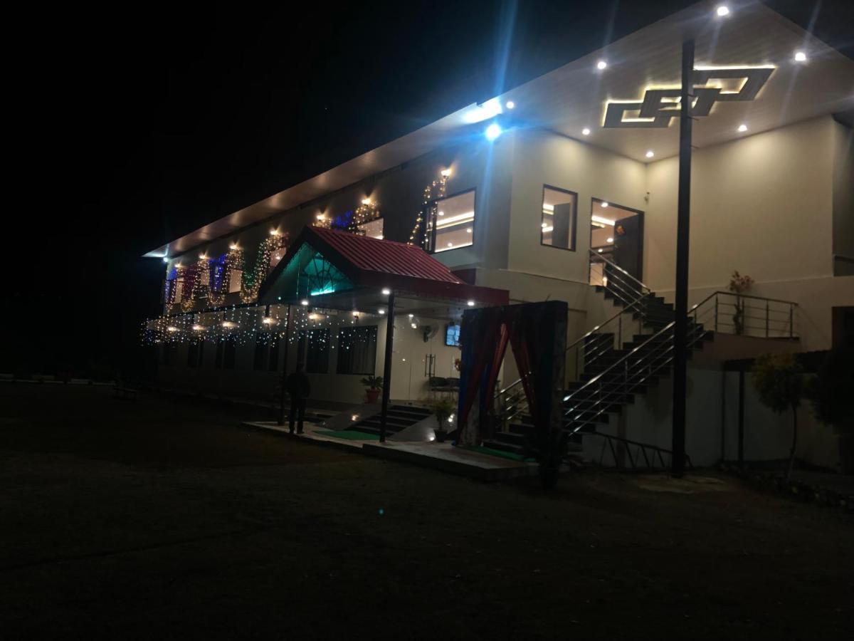 Nakshatra Resort Kunihar Экстерьер фото