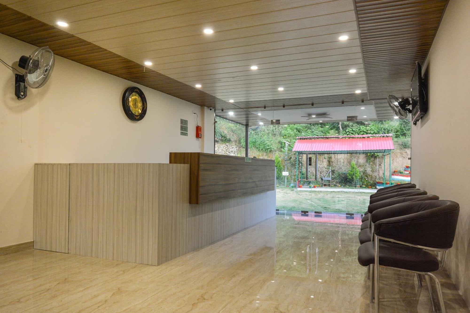 Nakshatra Resort Kunihar Экстерьер фото