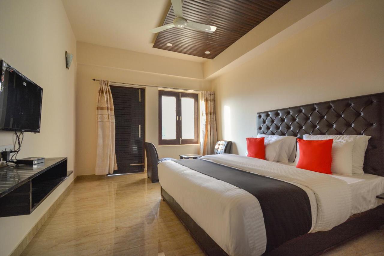 Nakshatra Resort Kunihar Экстерьер фото